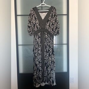 Knox Rose Black and White Maxi Dress- Size Large